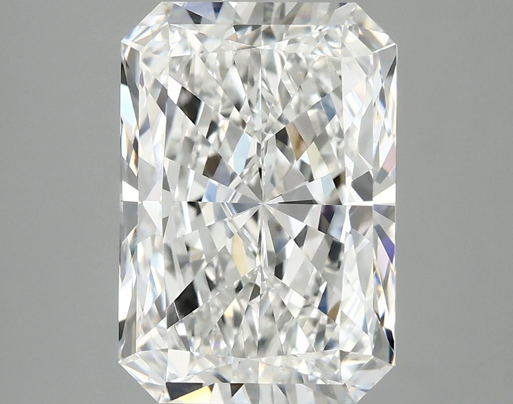 3.89 Carat Radiant Shaped Ideal Cut VVS2 IGI Certified Lab Grown Diamond
