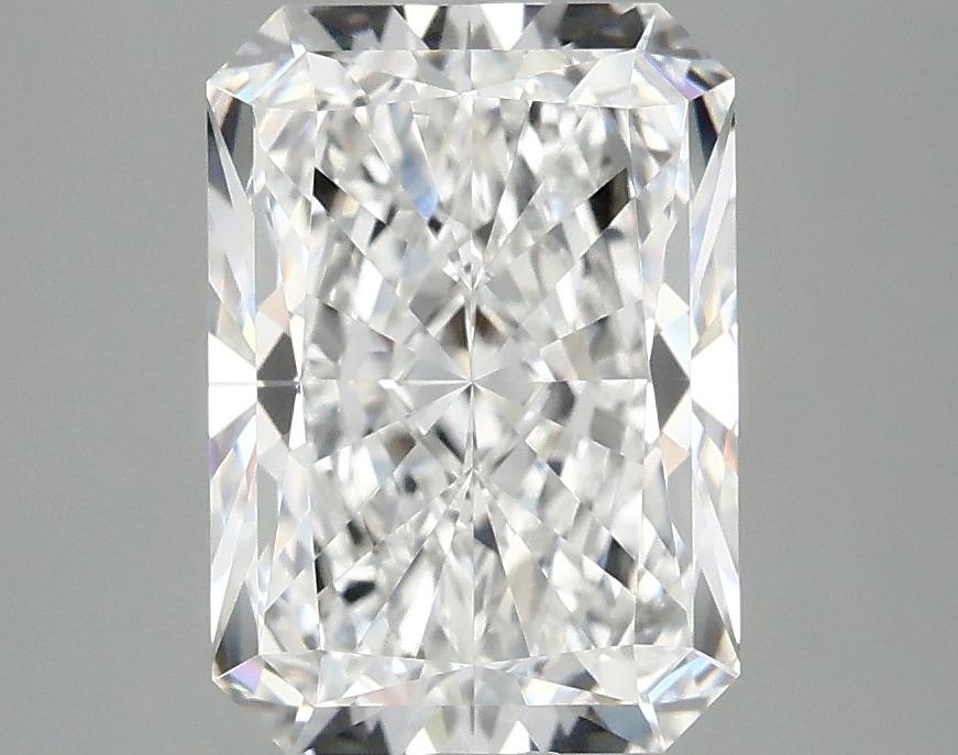3.07 Carat Radiant Shaped Ideal Cut VVS2 IGI Certified Lab Grown Diamond