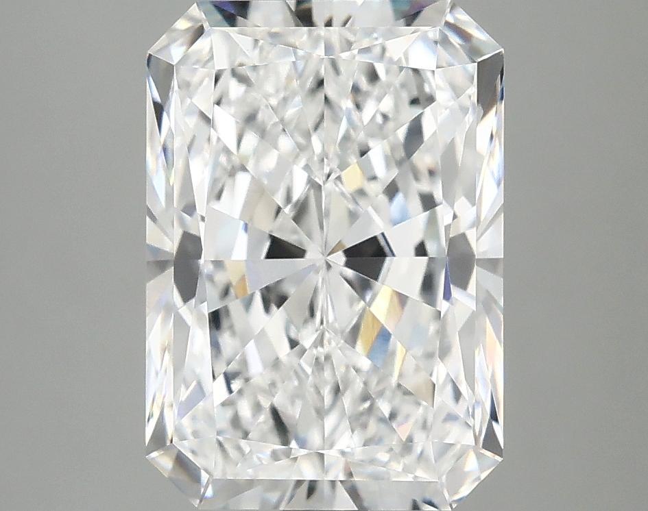 4.08 Carat Radiant Shaped Ideal Cut VVS2 IGI Certified Lab Grown Diamond