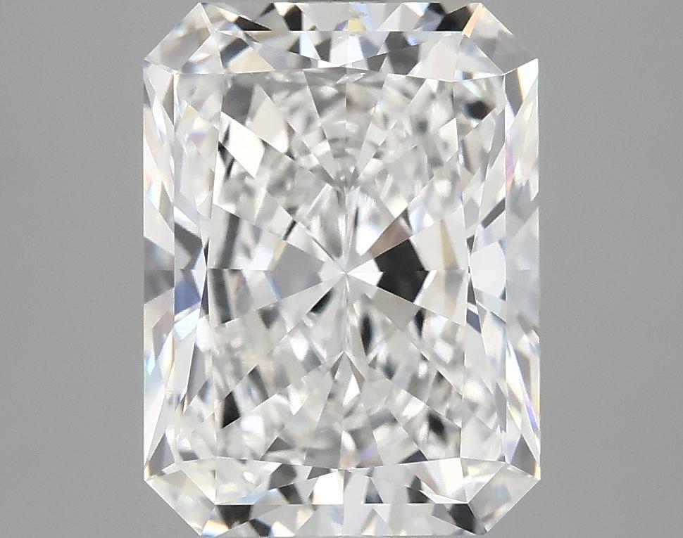 4.18 Carat Radiant Shaped Excellent Cut VS2 IGI Certified Lab Grown Diamond