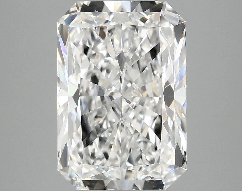 3.82 Carat Radiant Shaped Ideal Cut VVS2 IGI Certified Lab Grown Diamond