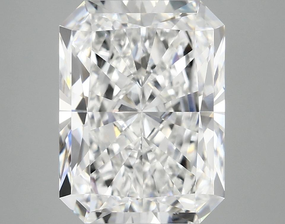 4.01 Carat Radiant Shaped Excellent Cut VVS2 IGI Certified Lab Grown Diamond