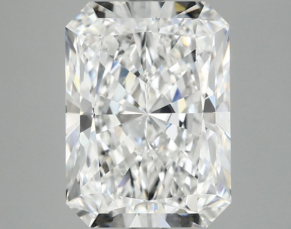 3.8 Carat Radiant Shaped Excellent Cut VS1 IGI Certified Lab Grown Diamond
