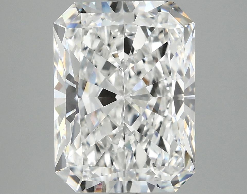 4.02 Carat Radiant Shaped Excellent Cut VS1 IGI Certified Lab Grown Diamond