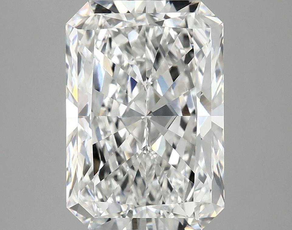 3.84 Carat Radiant Shaped Ideal Cut VVS2 IGI Certified Lab Grown Diamond