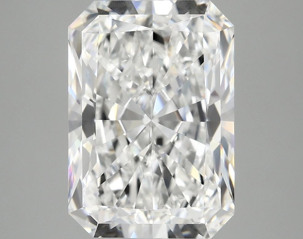 4.07 Carat Radiant Shaped Ideal Cut VVS2 IGI Certified Lab Grown Diamond