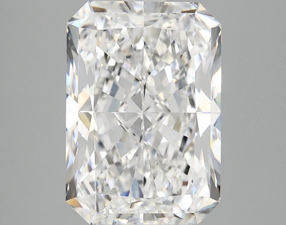 3.96 Carat Radiant Shaped Ideal Cut VVS2 IGI Certified Lab Grown Diamond