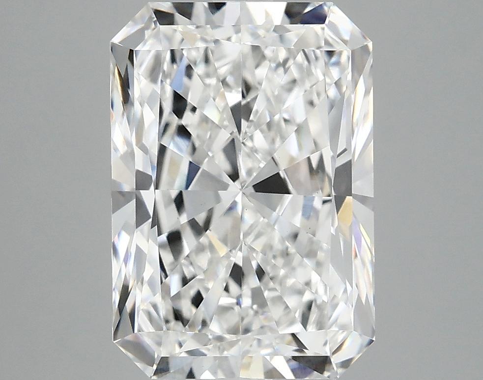 4.05 Carat Radiant Shaped Ideal Cut VVS2 IGI Certified Lab Grown Diamond