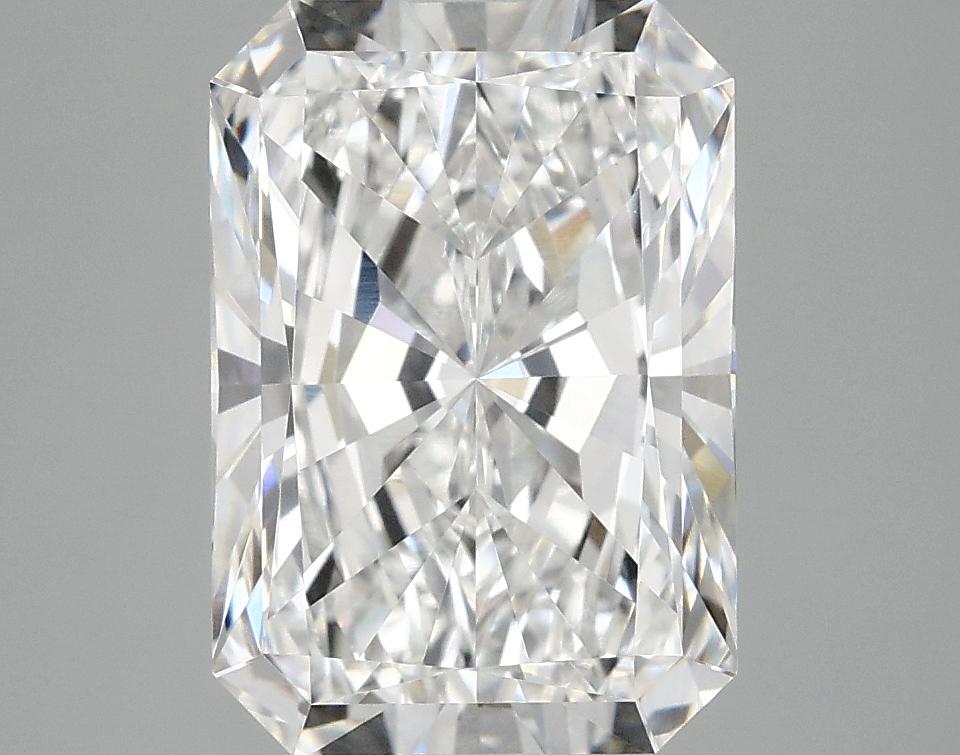 3.97 Carat Radiant Shaped Ideal Cut VVS2 IGI Certified Lab Grown Diamond