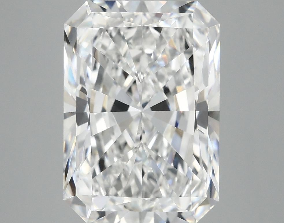 4.07 Carat Radiant Shaped Ideal Cut VVS2 IGI Certified Lab Grown Diamond
