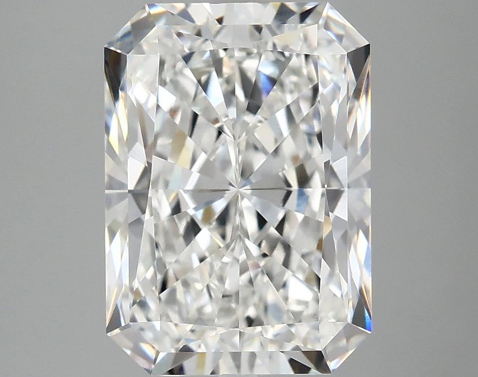 4.1 Carat Radiant Shaped Ideal Cut VVS2 IGI Certified Lab Grown Diamond