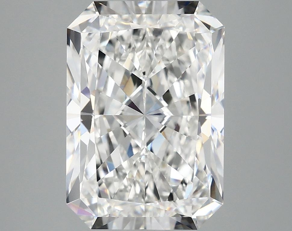 4.05 Carat Radiant Shaped Ideal Cut VVS2 IGI Certified Lab Grown Diamond