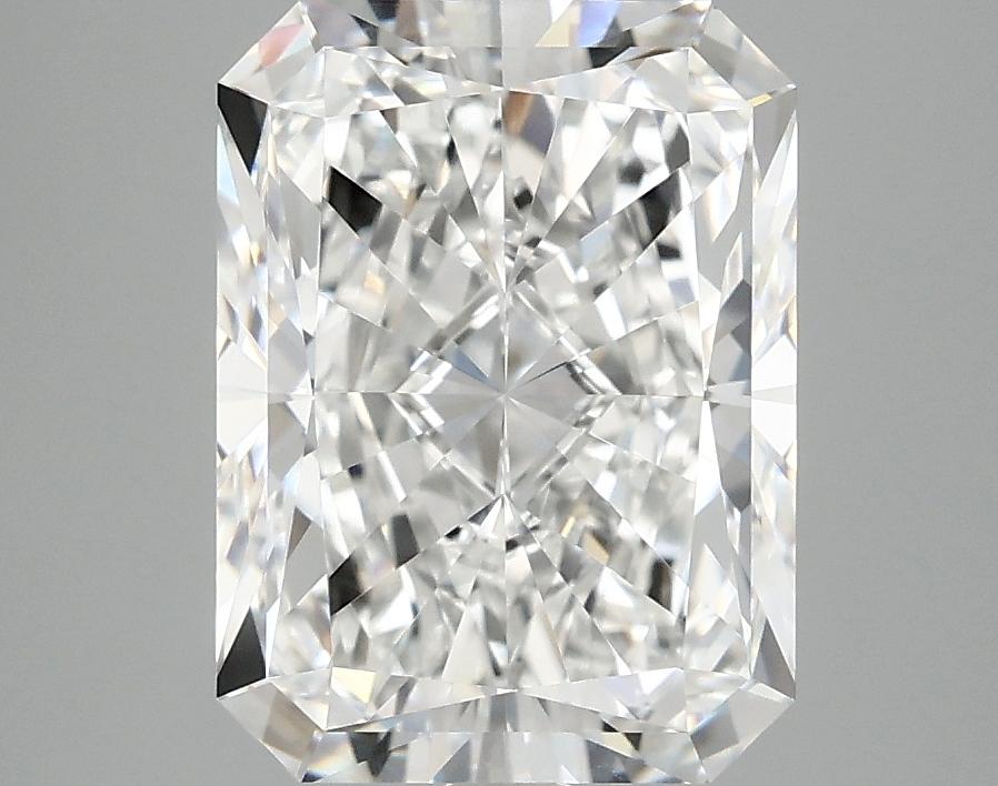 3.9 Carat Radiant Shaped Excellent Cut VVS2 IGI Certified Lab Grown Diamond