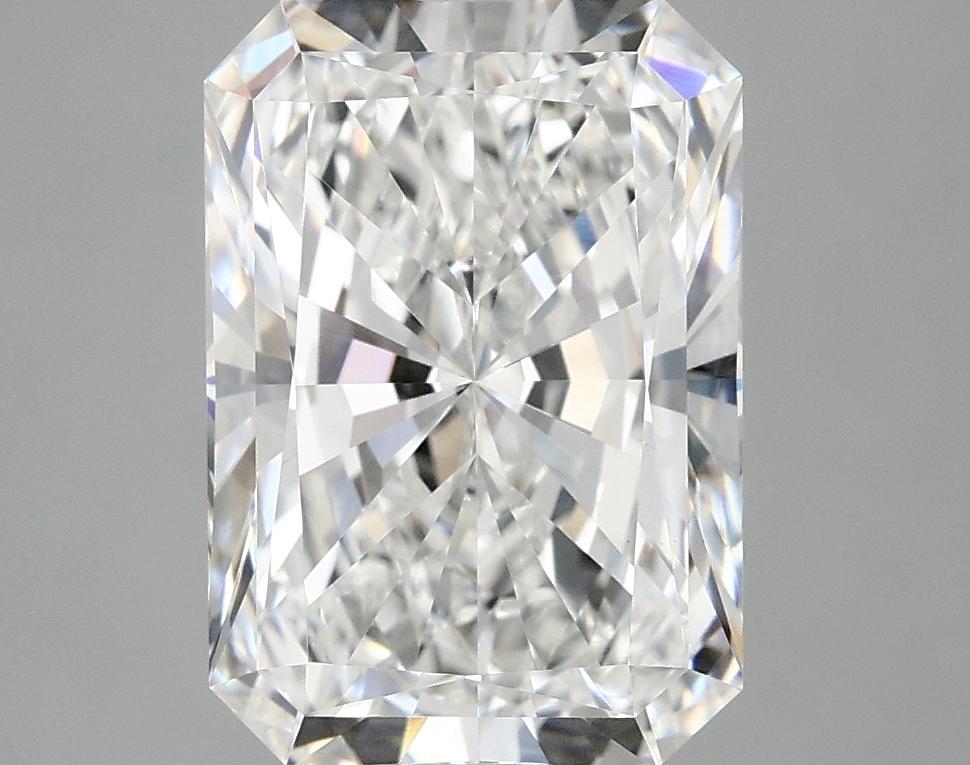 4.1 Carat Radiant Shaped Ideal Cut VVS2 IGI Certified Lab Grown Diamond