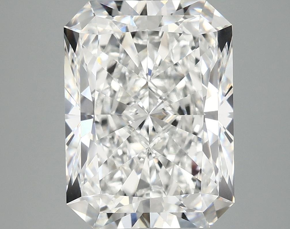 4.73 Carat Radiant Shaped Excellent Cut VS1 IGI Certified Lab Grown Diamond