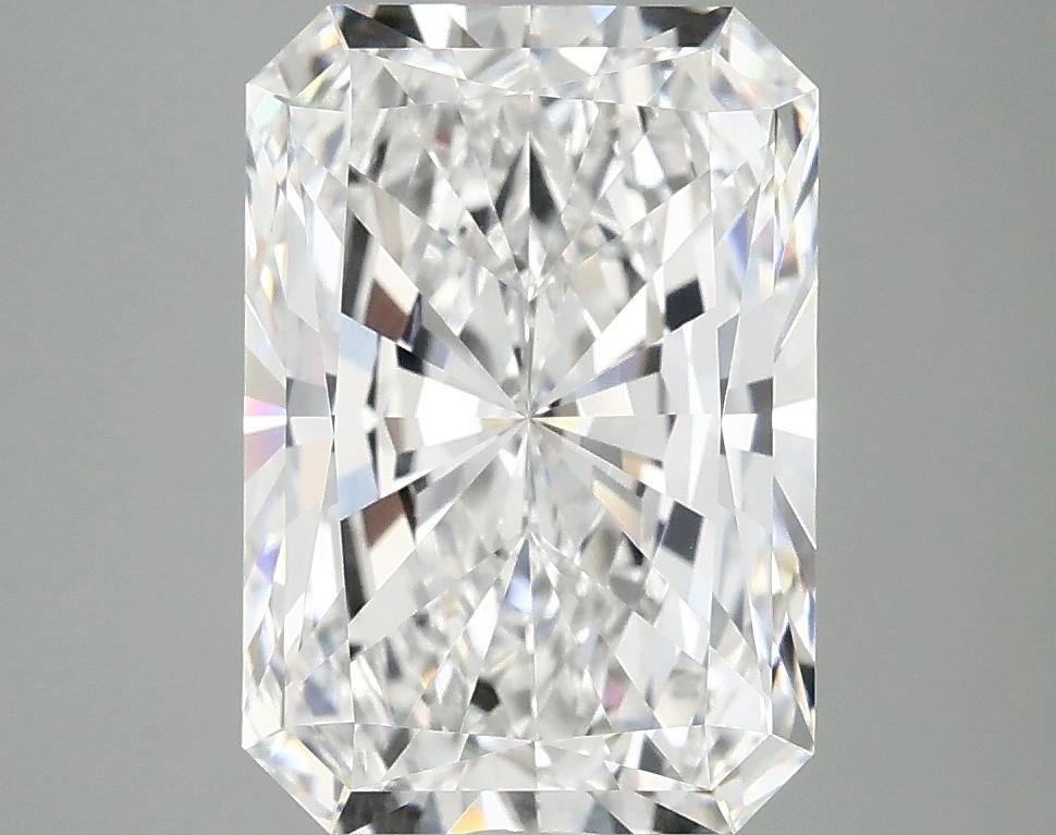 3.94 Carat Radiant Shaped Ideal Cut VVS2 IGI Certified Lab Grown Diamond