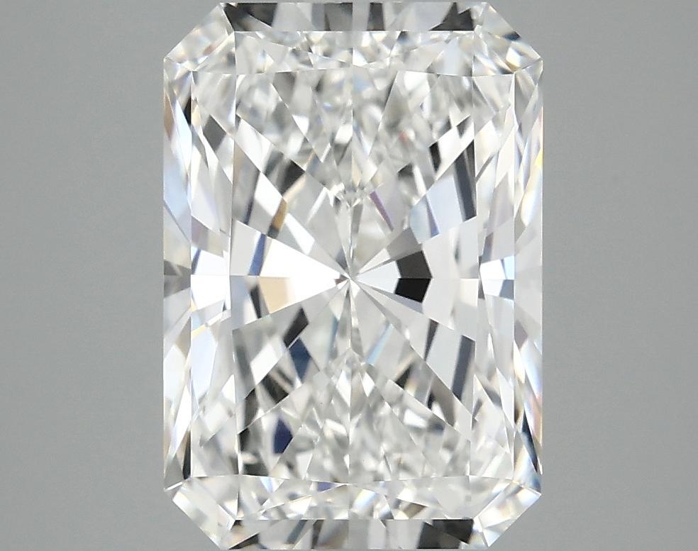 4.04 Carat Radiant Shaped Ideal Cut VVS2 IGI Certified Lab Grown Diamond
