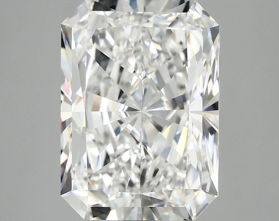 4.1 Carat Radiant Shaped Excellent Cut VVS2 IGI Certified Lab Grown Diamond
