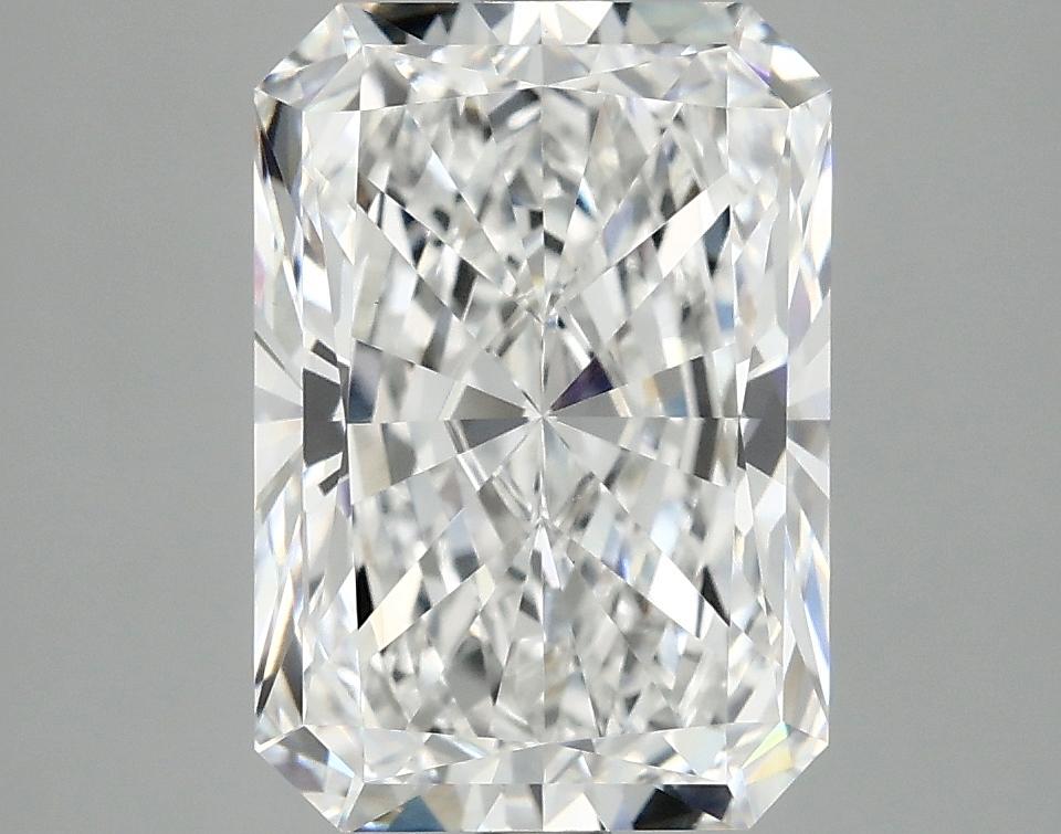 4.1 Carat Radiant Shaped Ideal Cut VVS2 IGI Certified Lab Grown Diamond