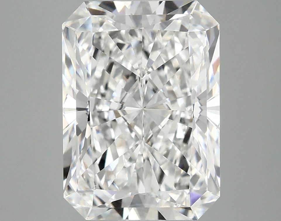 3.92 Carat Radiant Shaped Ideal Cut VVS2 IGI Certified Lab Grown Diamond