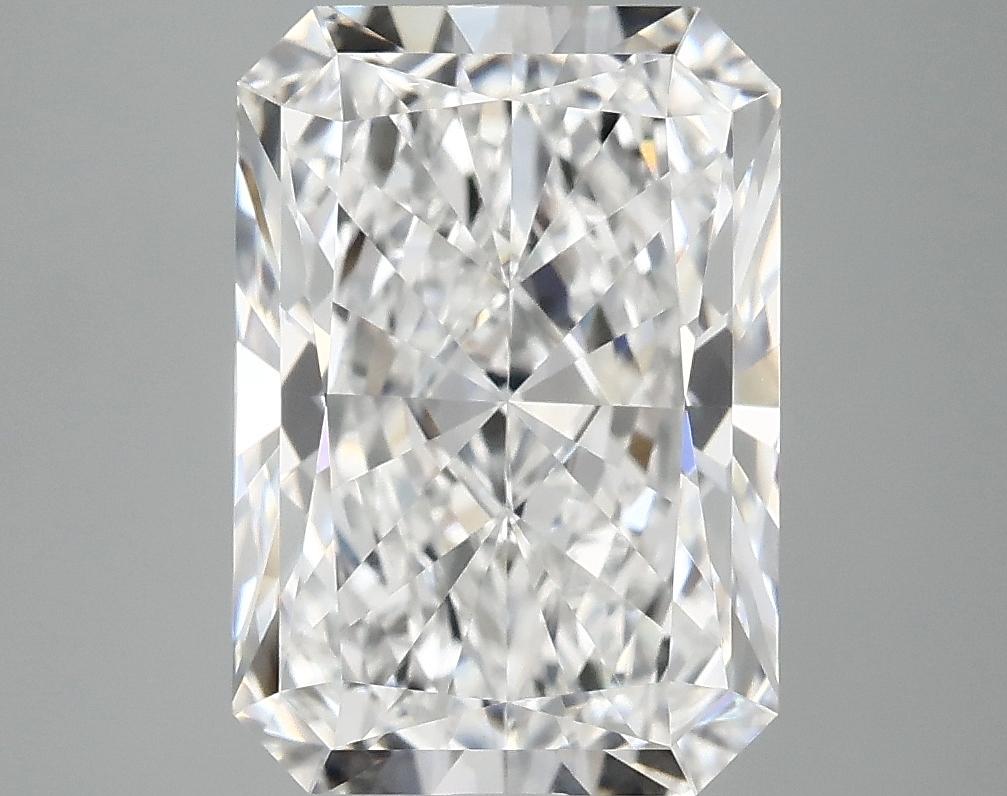 4.18 Carat Radiant Shaped Ideal Cut VVS2 IGI Certified Lab Grown Diamond