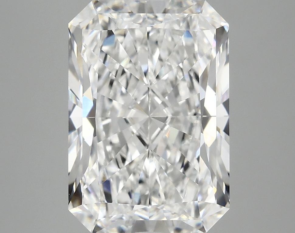 3.91 Carat Radiant Shaped Ideal Cut VVS2 IGI Certified Lab Grown Diamond