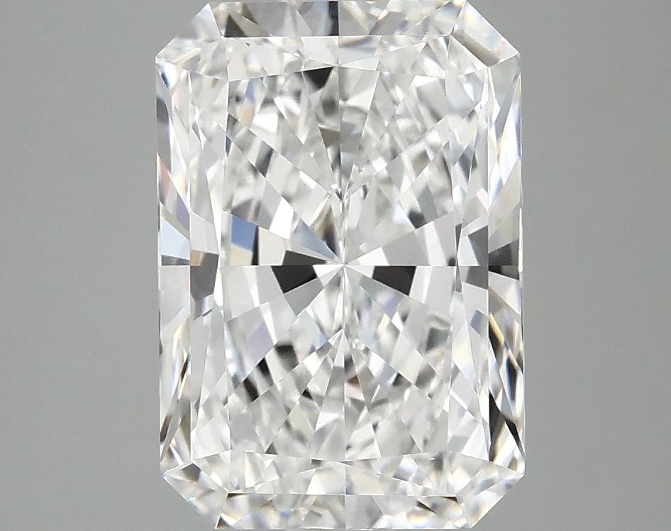 3.71 Carat Radiant Shaped Ideal Cut VS1 IGI Certified Lab Grown Diamond