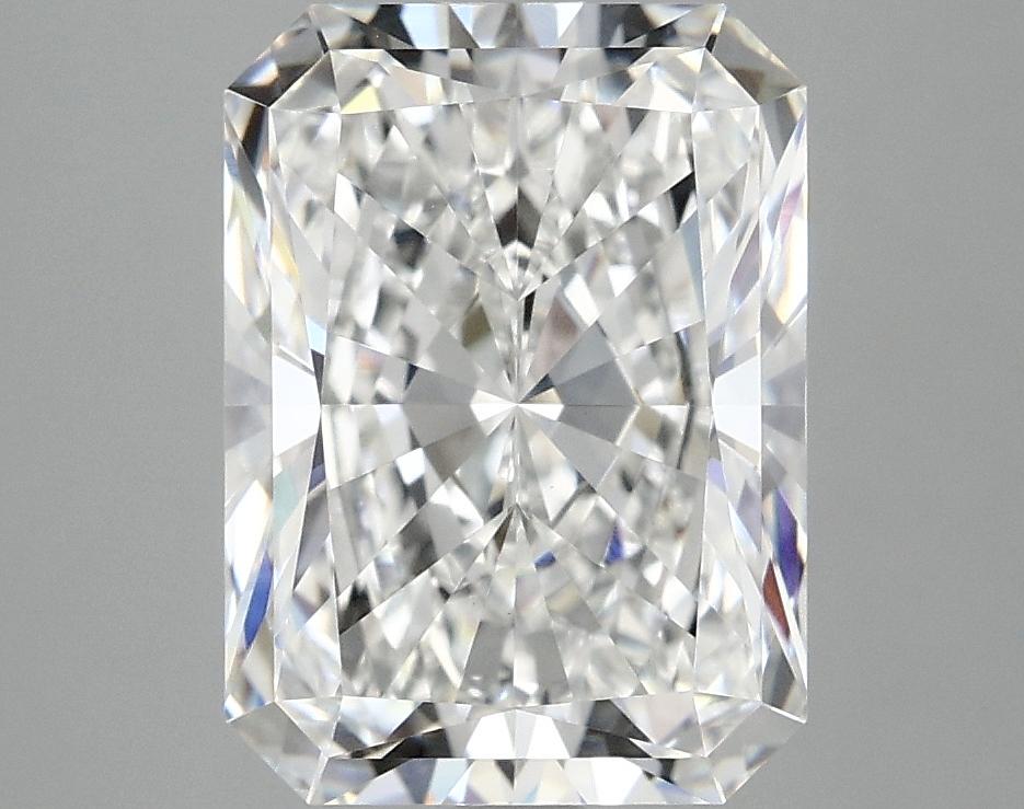 4.04 Carat Radiant Shaped Excellent Cut VVS2 IGI Certified Lab Grown Diamond