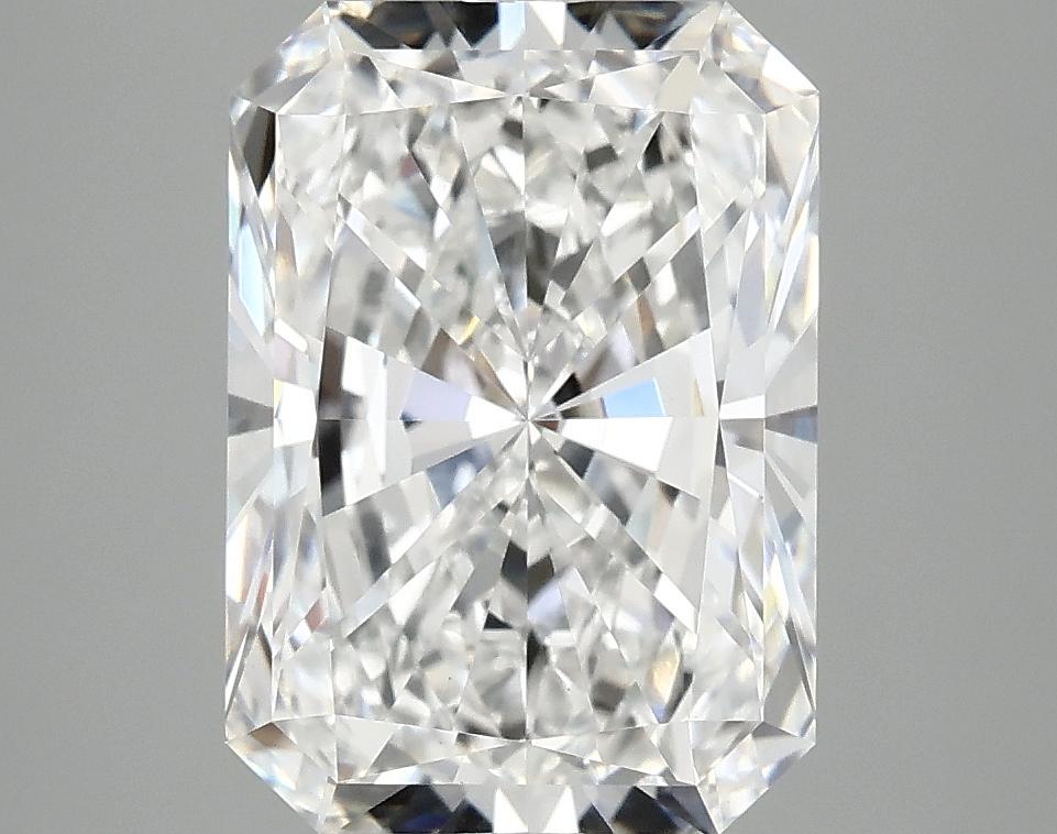 4.1 Carat Radiant Shaped Ideal Cut VVS2 IGI Certified Lab Grown Diamond