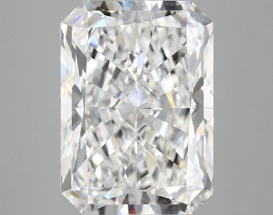 3.89 Carat Radiant Shaped Ideal Cut VVS2 IGI Certified Lab Grown Diamond