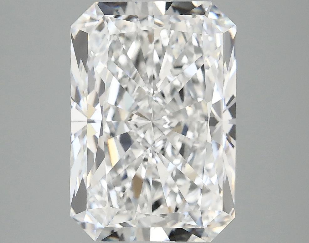 4.04 Carat Radiant Shaped Ideal Cut VVS2 IGI Certified Lab Grown Diamond
