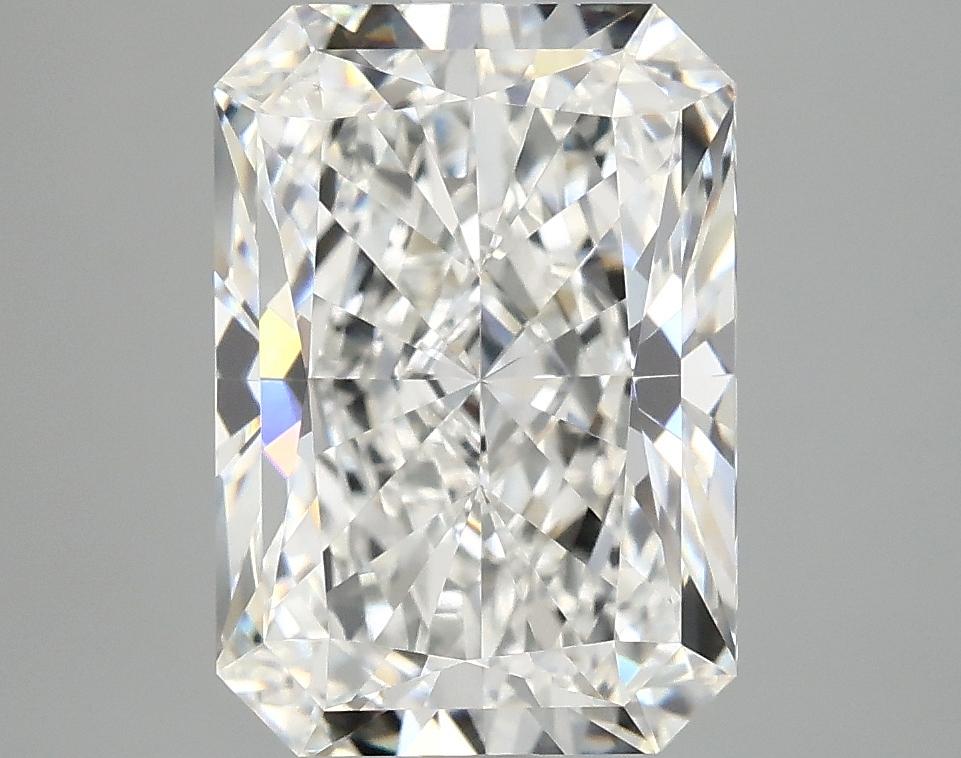 4.02 Carat Radiant Shaped Ideal Cut VS2 IGI Certified Lab Grown Diamond