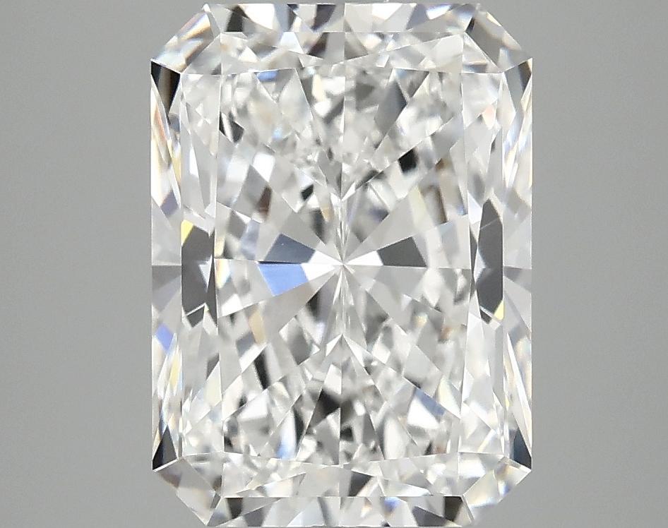 4.05 Carat Radiant Shaped Excellent Cut VVS2 IGI Certified Lab Grown Diamond