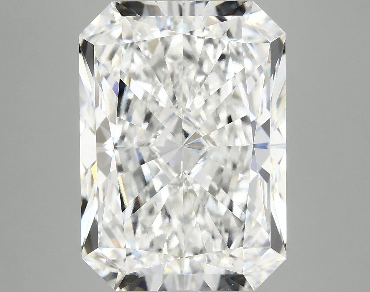 8.47 Carat Radiant Shaped Ideal Cut VVS2 IGI Certified Lab Grown Diamond