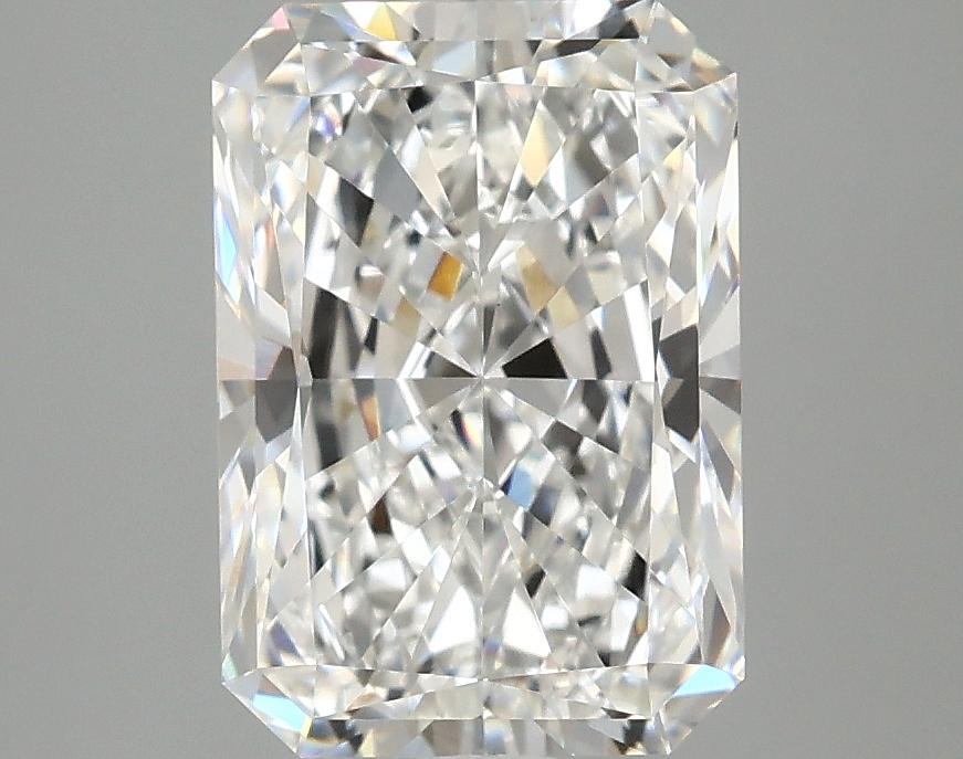 3.03 Carat Radiant Shaped Ideal Cut VVS2 IGI Certified Lab Grown Diamond