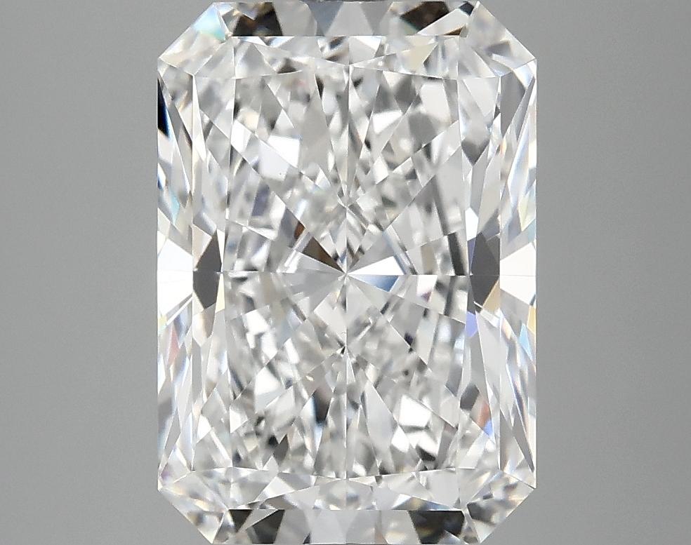 4.19 Carat Radiant Shaped Ideal Cut VVS2 IGI Certified Lab Grown Diamond