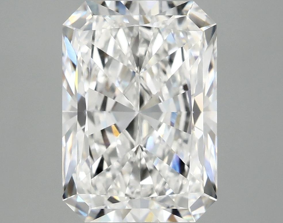 4.07 Carat Radiant Shaped Ideal Cut VVS2 IGI Certified Lab Grown Diamond