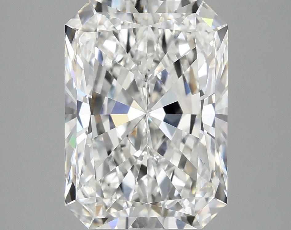 4.0 Carat Radiant Shaped Ideal Cut VVS2 IGI Certified Lab Grown Diamond
