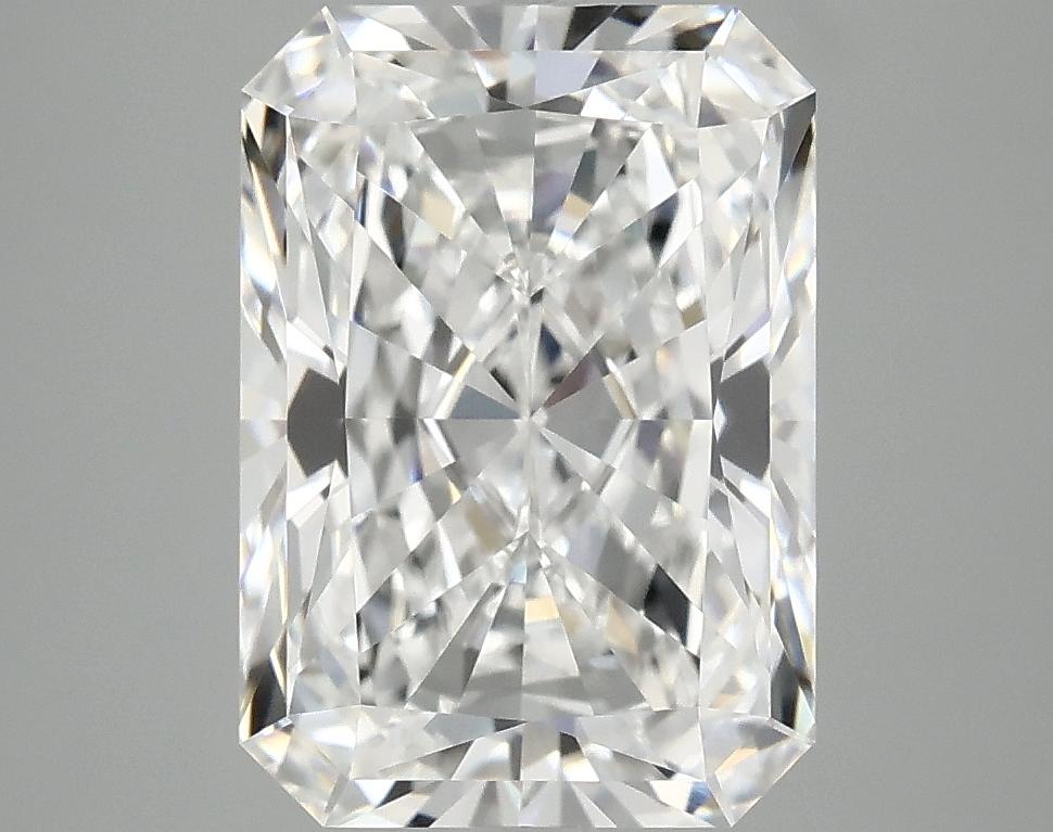 4.05 Carat Radiant Shaped Ideal Cut VVS2 IGI Certified Lab Grown Diamond