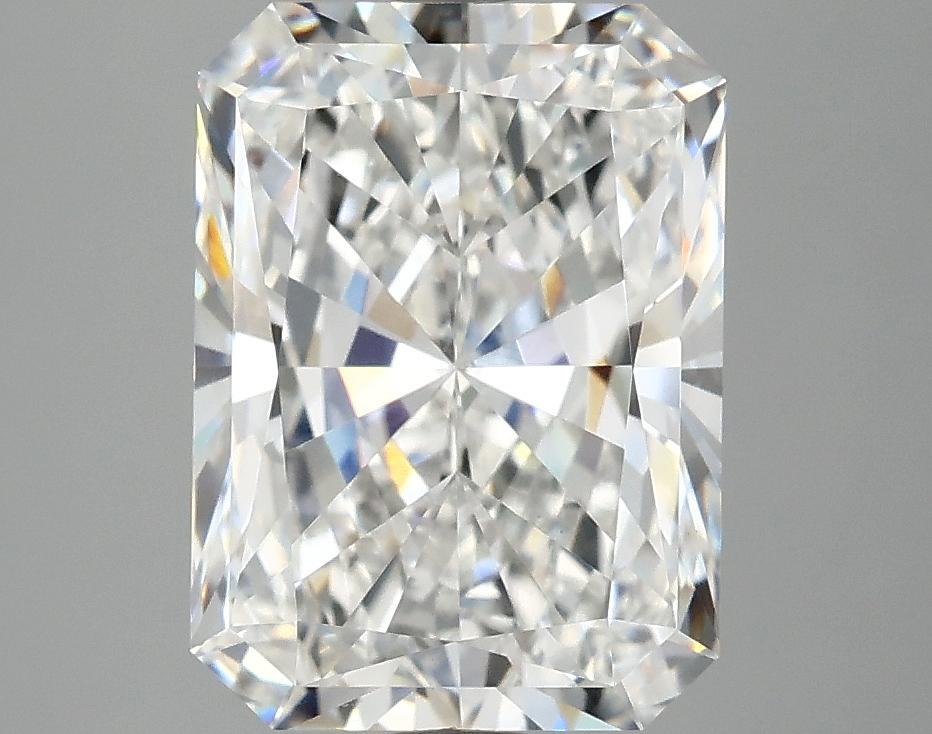 3.91 Carat Radiant Shaped Excellent Cut VS1 IGI Certified Lab Grown Diamond