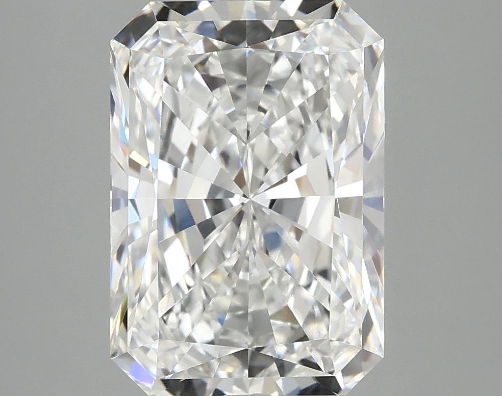 4.0 Carat Radiant Shaped Ideal Cut VVS2 IGI Certified Lab Grown Diamond