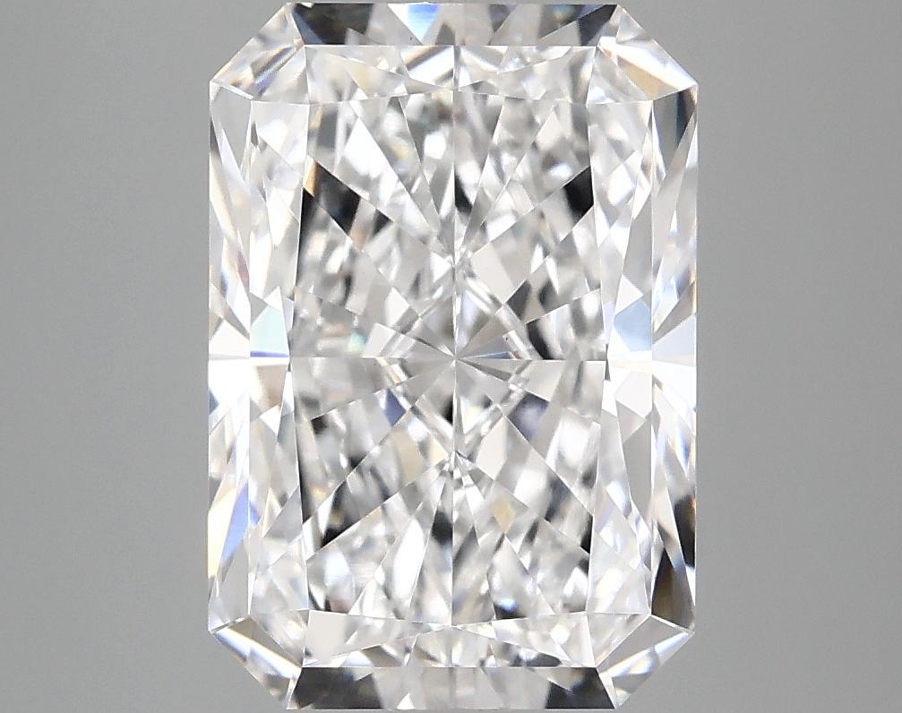 4.06 Carat Radiant Shaped Ideal Cut VVS2 IGI Certified Lab Grown Diamond