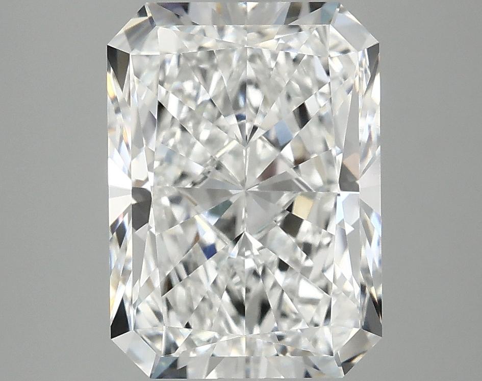 4.04 Carat Radiant Shaped Excellent Cut VVS2 IGI Certified Lab Grown Diamond