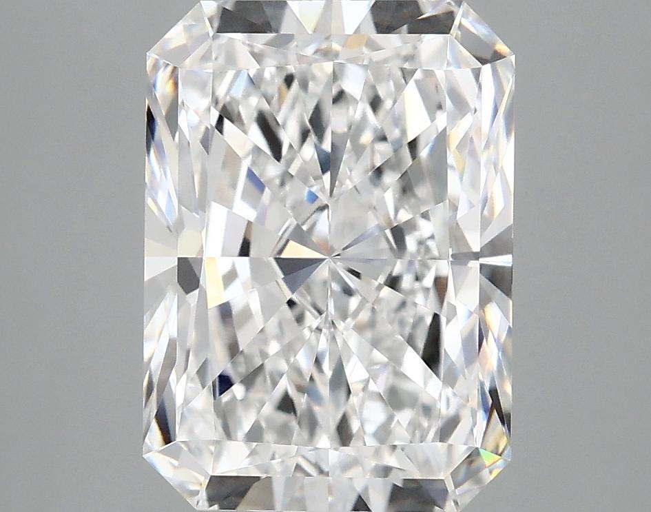 4.02 Carat Radiant Shaped Ideal Cut VVS2 IGI Certified Lab Grown Diamond