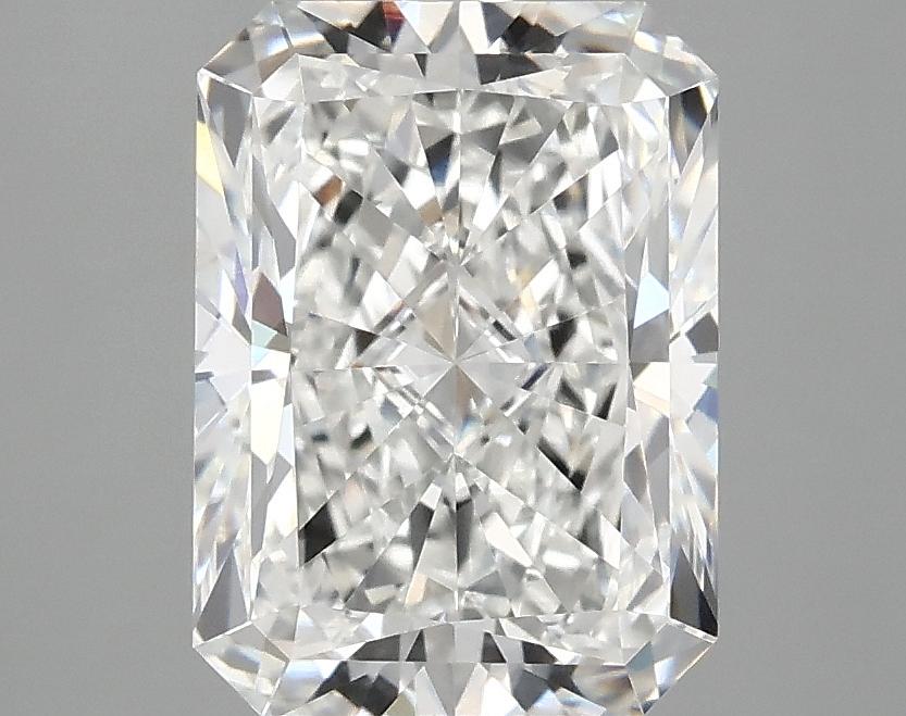 3.08 Carat Radiant Shaped Excellent Cut VVS2 IGI Certified Lab Grown Diamond