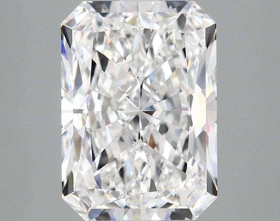 4.04 Carat Radiant Shaped Ideal Cut VVS2 IGI Certified Lab Grown Diamond