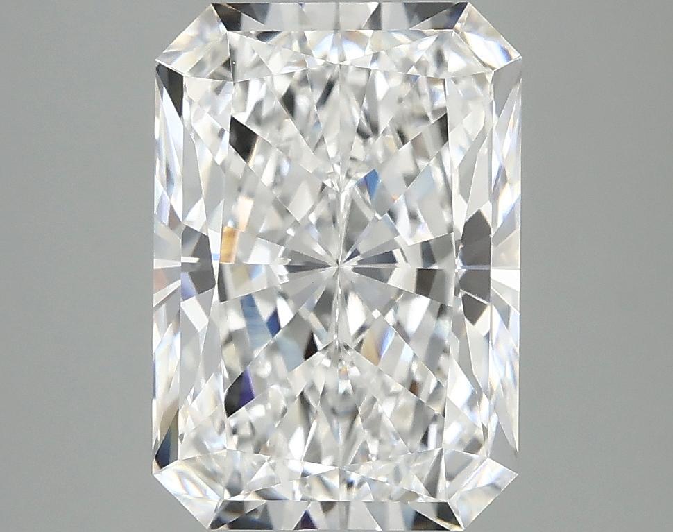 4.15 Carat Radiant Shaped Ideal Cut VVS2 IGI Certified Lab Grown Diamond
