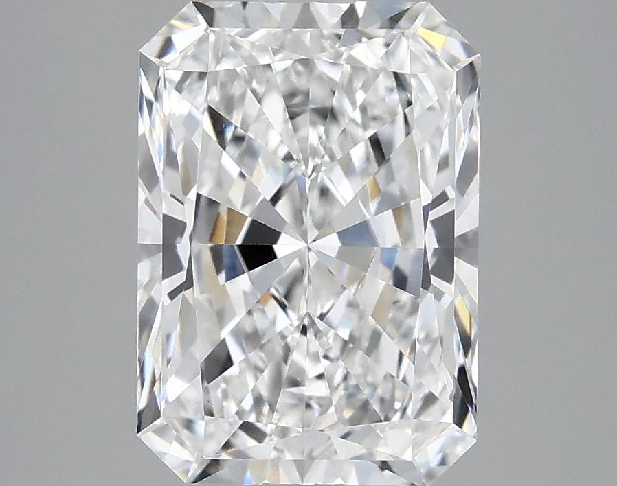 3.1 Carat Radiant Shaped Ideal Cut VVS2 IGI Certified Lab Grown Diamond
