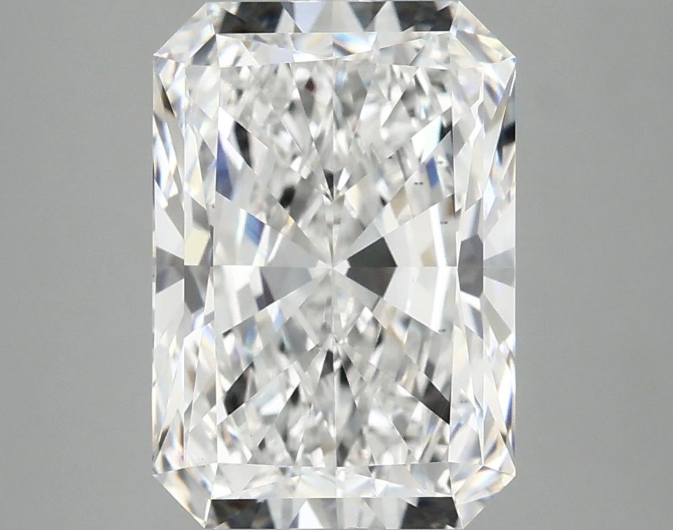 3.94 Carat Radiant Shaped Ideal Cut VS2 IGI Certified Lab Grown Diamond