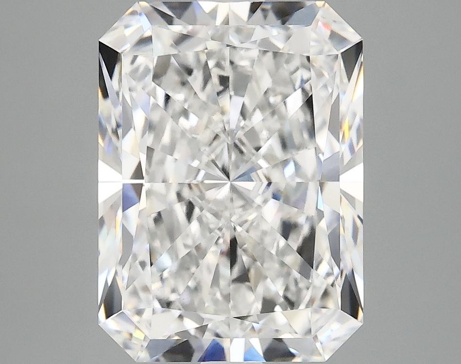 4.03 Carat Radiant Shaped Excellent Cut VVS2 IGI Certified Lab Grown Diamond